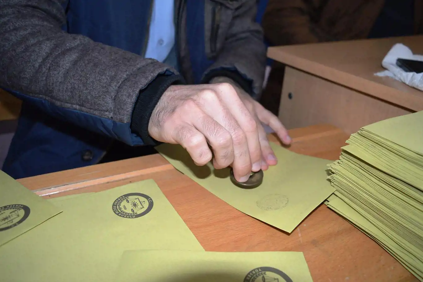 MHP, 14 Mayıs’ta kendi amblemi ve adaylarıyla seçime gireceğini duyurdu MHP, 14 Mayıs’ta kendi amblemi ve adaylarıyla seçime gireceğini duyurdu