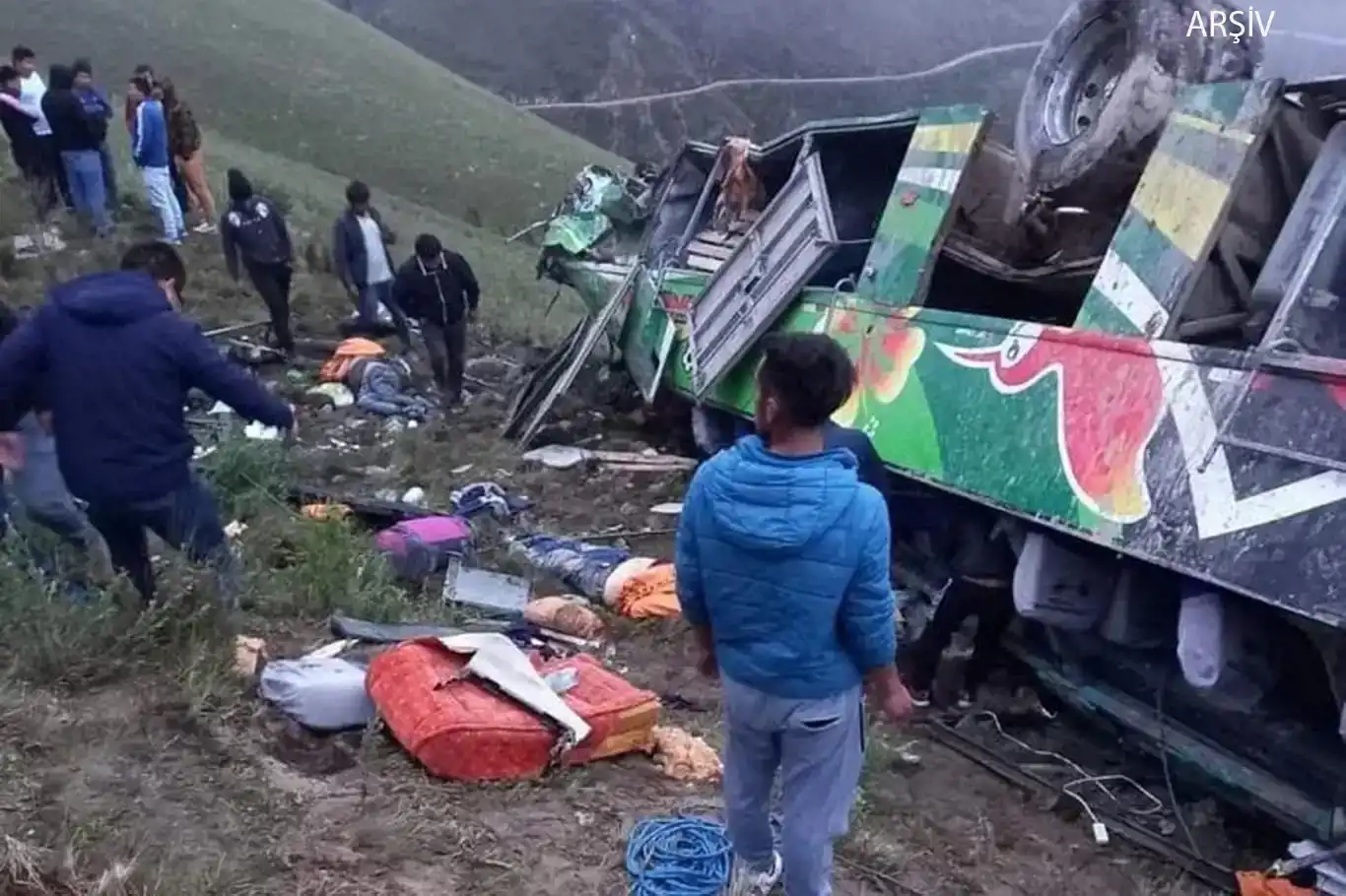 At least 10 people die as bus plunges off bridge in Peru