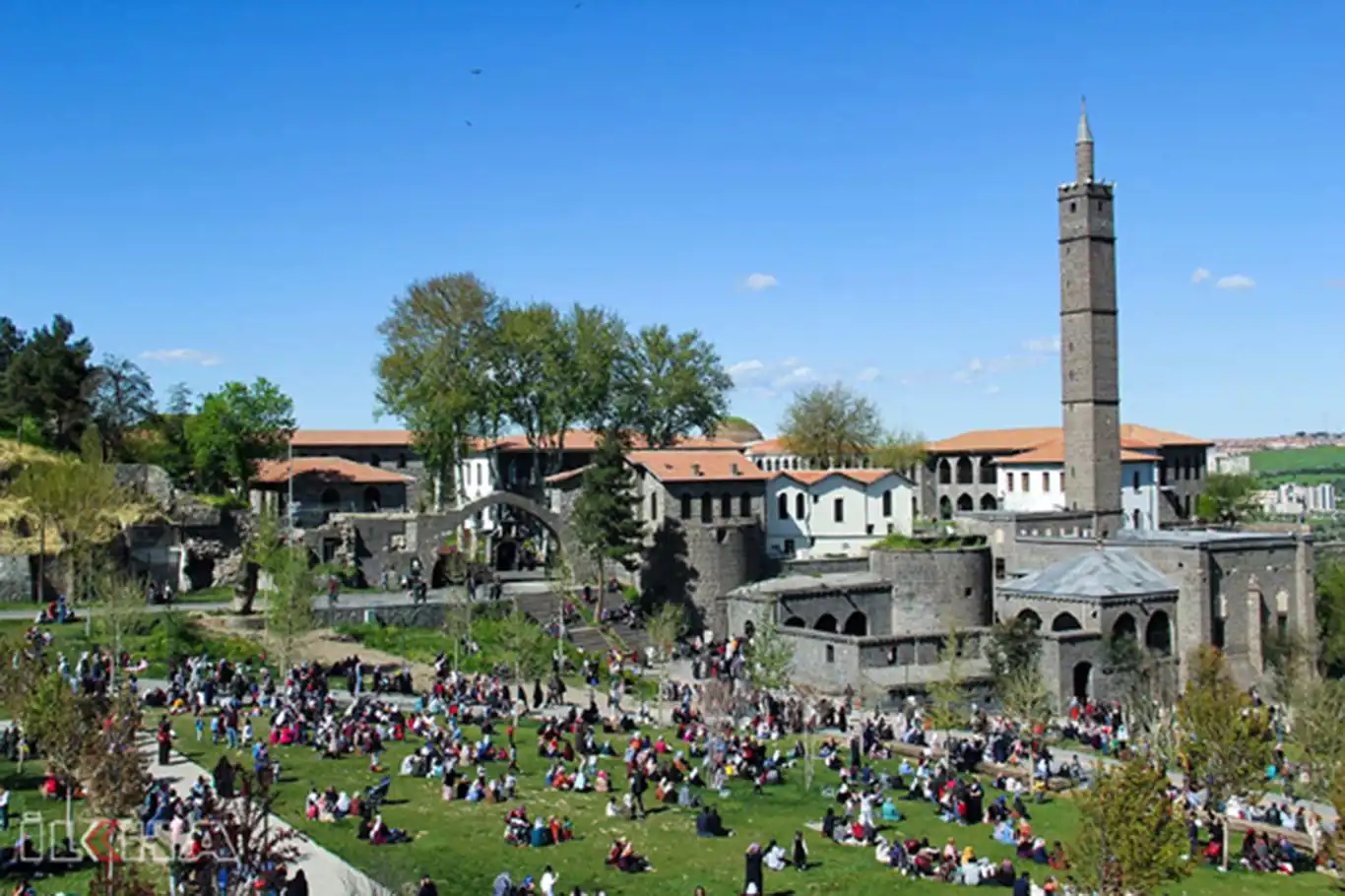 Muslims to celebrate Eid al Fitr across world on Friday Muslims to celebrate Eid al Fitr across world on Friday