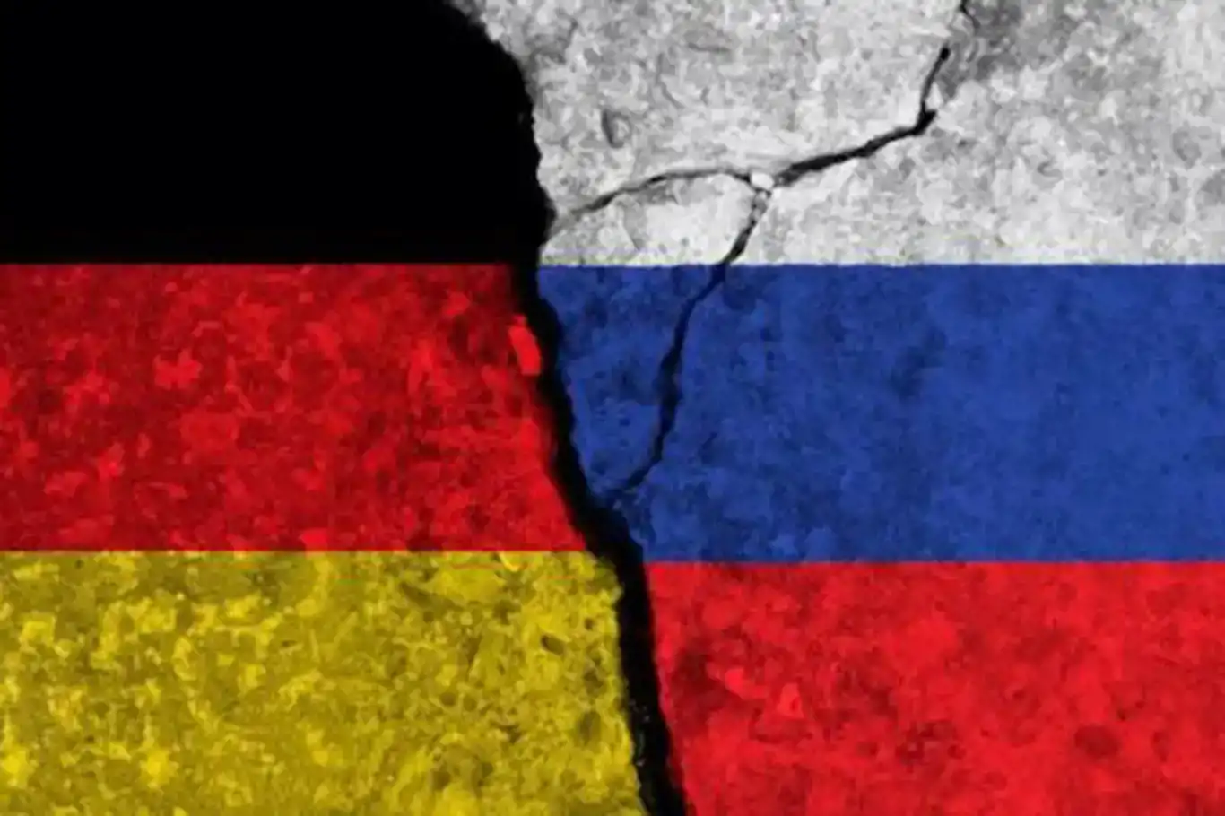 Russia says it will expel over 20 German diplomats in a move that it describes as "reciprocal" Russia says it will expel over 20 German diplomats in a move that it describes as "reciprocal"