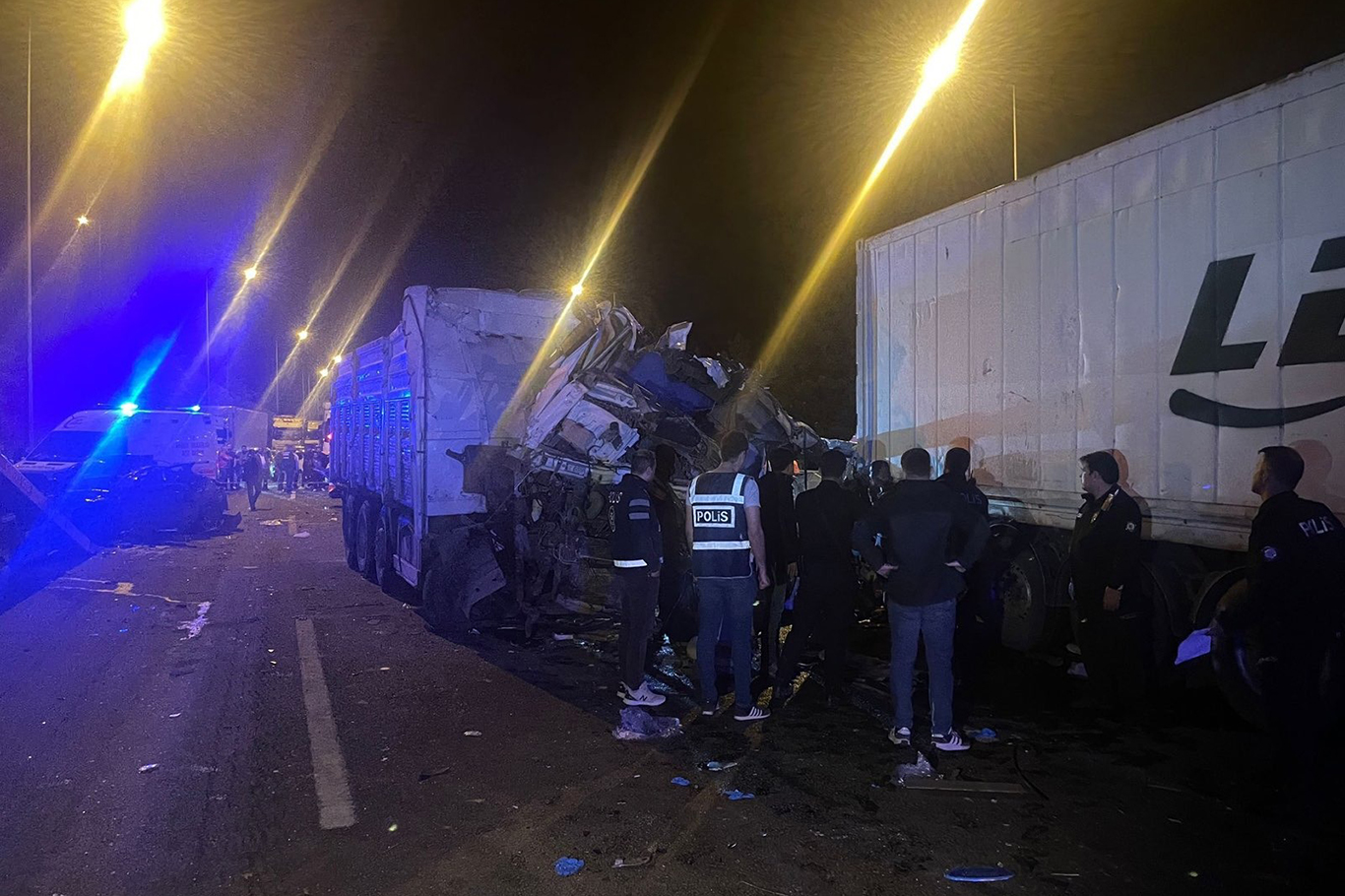 Adana Pozantı'da korkunç kaza: 7 ölü, 7 yaralı