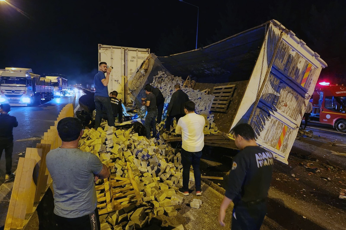 Adana Pozantı'da korkunç kaza: 7 ölü, 7 yaralı