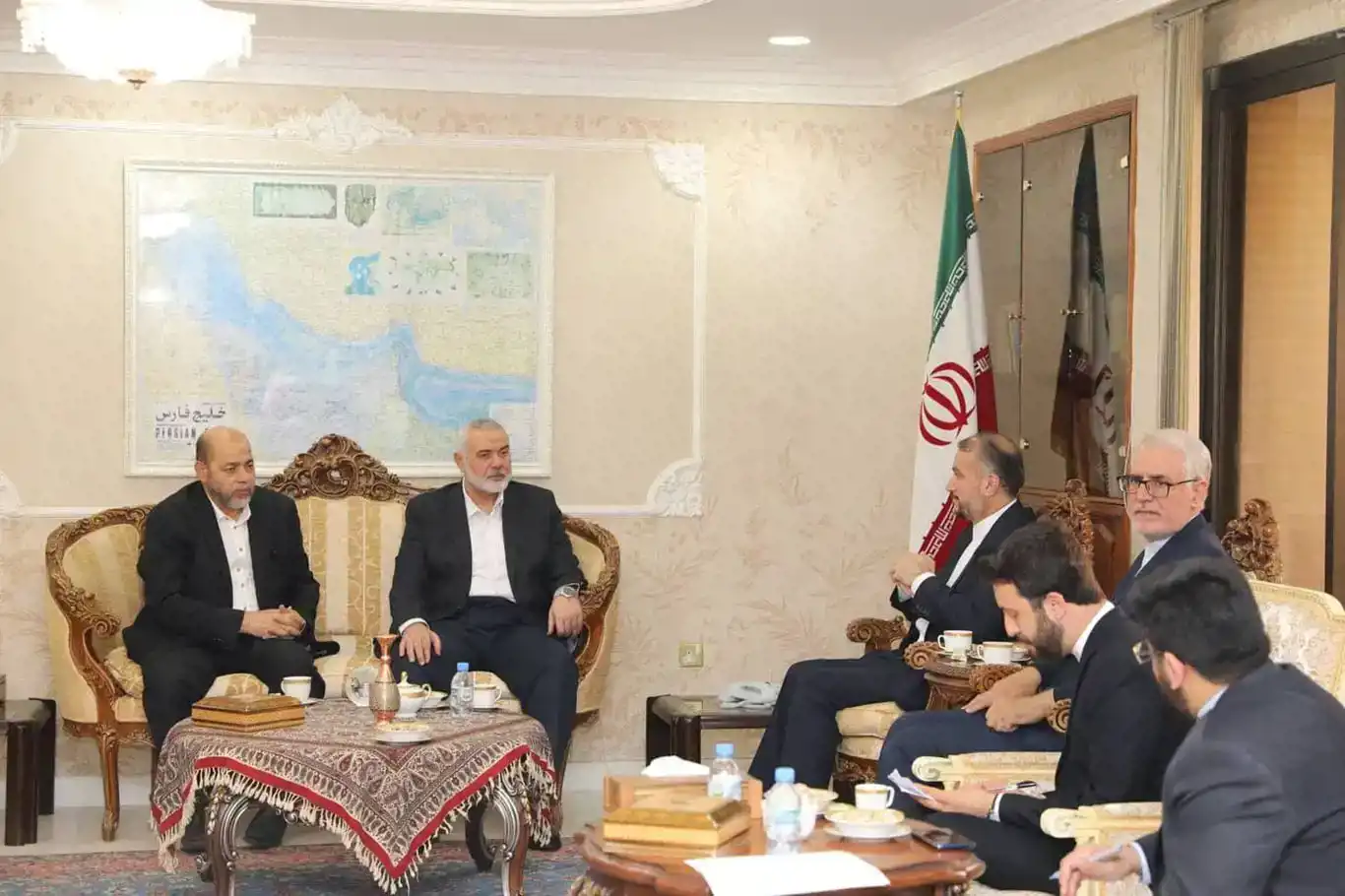 Iran's Foreign Minister reaffirms support for Palestinian people and resistance