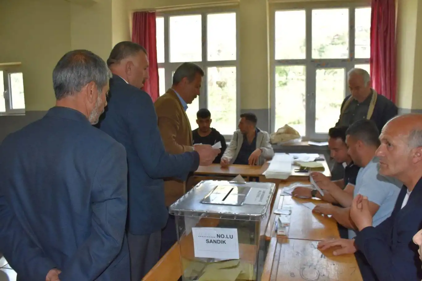 Seçmen kâğıdı olmadan oy kullanılır mı? Seçmen kâğıdı olmadan oy kullanılır mı?