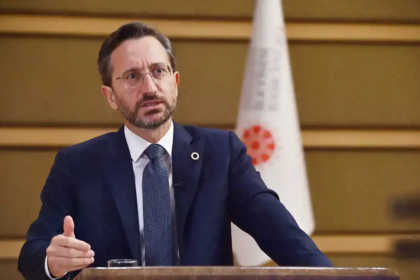 Turkish presidency condemns Charlie Hebdo's Anti-Erdoğan caricature Turkish presidency condemns Charlie Hebdo's Anti-Erdoğan caricature