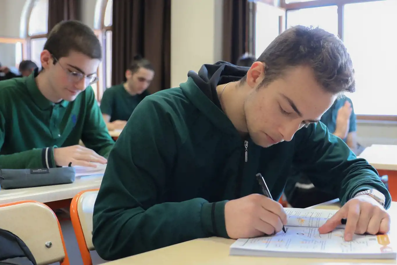 MEB'den, YKS'ye hazırlanacak meslek liseliler için destek programı MEB'den, YKS'ye hazırlanacak meslek liseliler için destek programı