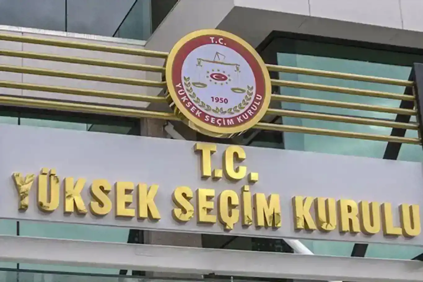 Seçim günü yasakları başladı Seçim günü yasakları başladı