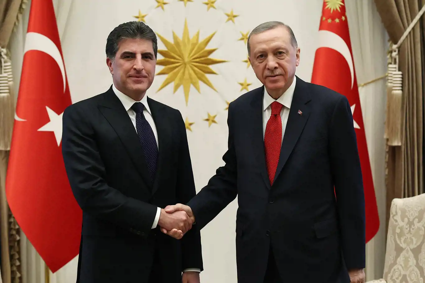 Serok û Serokwezîrê Herêma Kurdistanê pîrozbahî li Erdogan kirin Serok û Serokwezîrê Herêma Kurdistanê pîrozbahî li Erdogan kirin