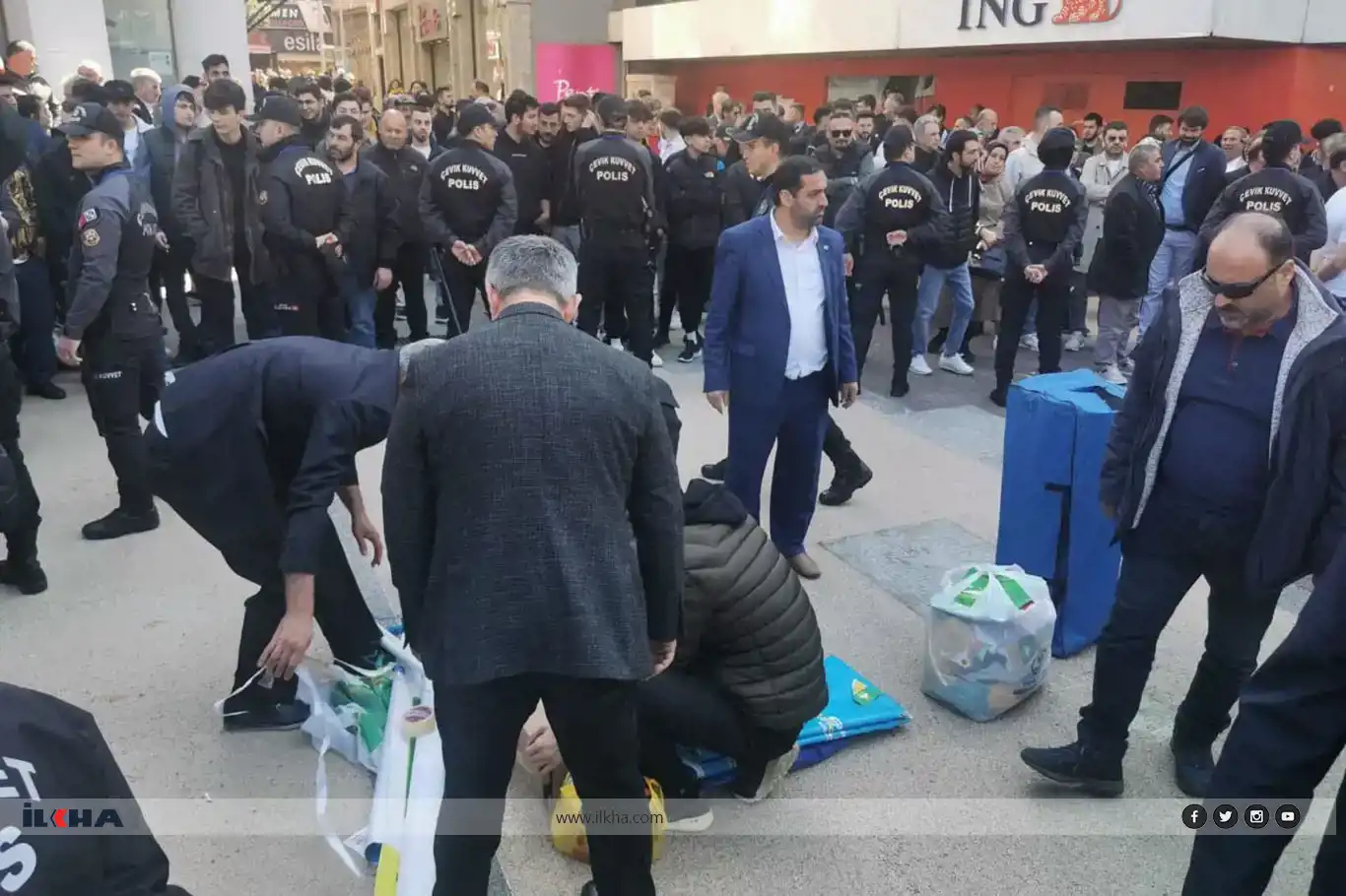 Attack on HÜDA PAR members during election campaign in Trabzon