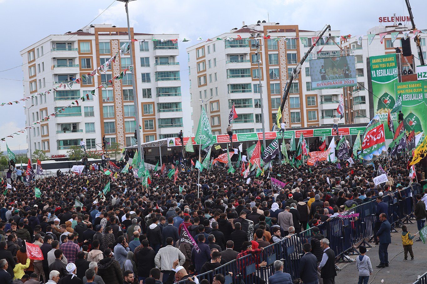 "Mevlid-i Nebi etkinliği bütün ülkelerde ve şehirlerde yapılmalı"
