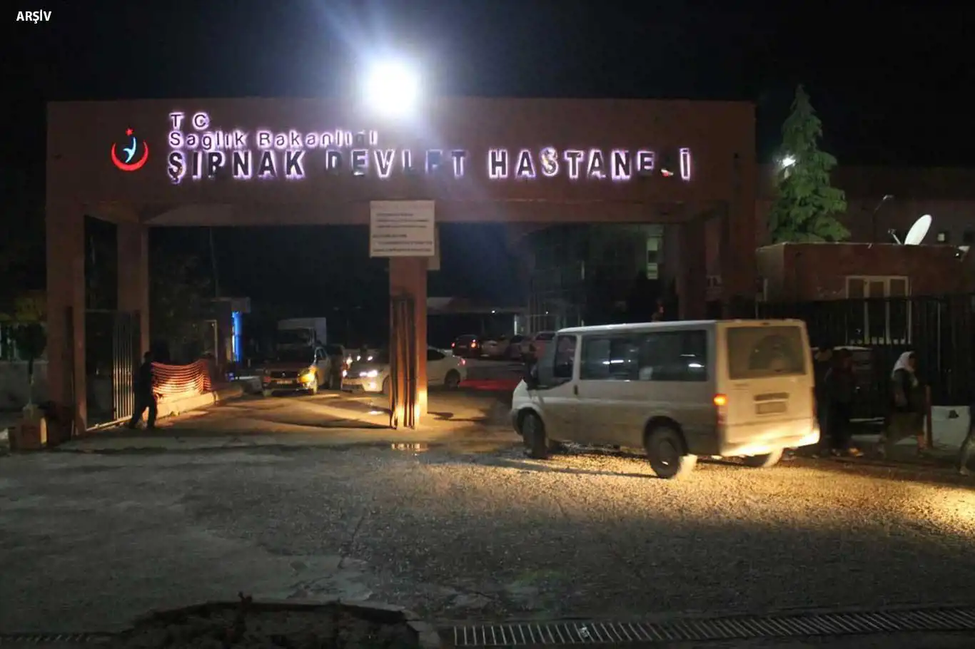 Şırnak'ta bıçaklı kavga: 13 yaralı Şırnak'ta bıçaklı kavga: 13 yaralı