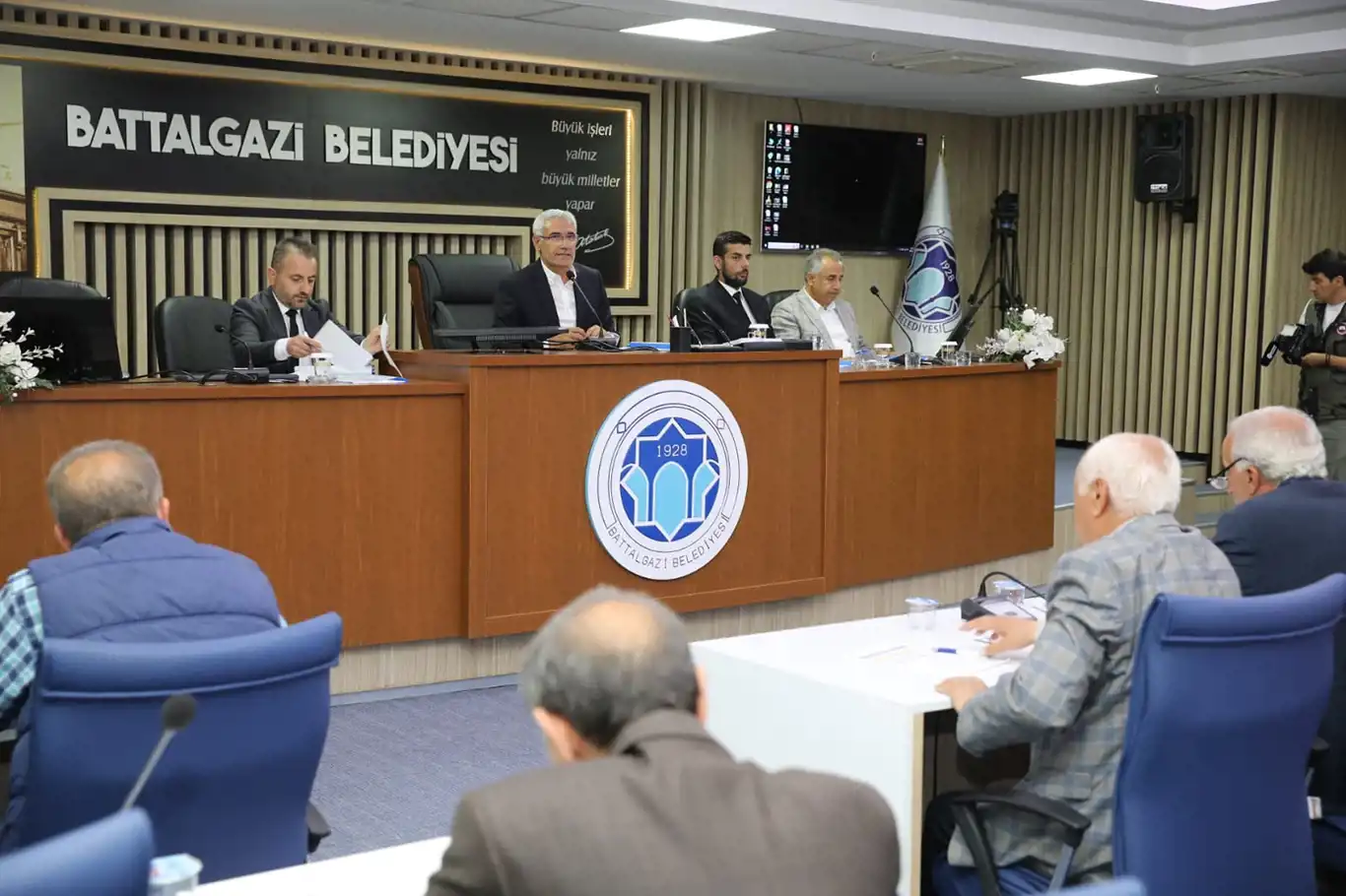 Eski Malatya’daki esnaflardan kira alınmayacak Eski Malatya’daki esnaflardan kira alınmayacak