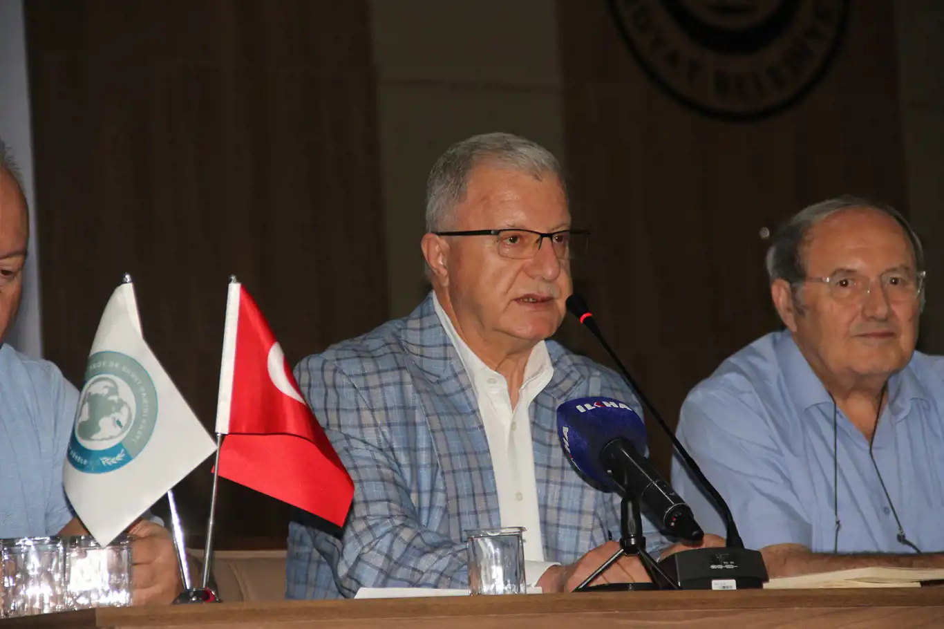 Prof. Dr. Hamidi: Kur'an'a ve Resulullah'a dönmedikçe huzur bulmamız imkansızdır Prof. Dr. Hamidi: Kur'an'a ve Resulullah'a dönmedikçe huzur bulmamız imkansızdır