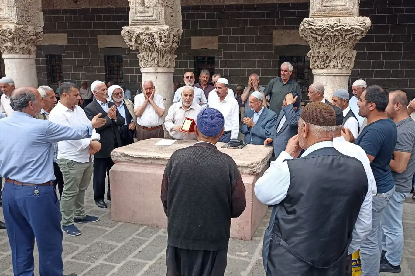 Ezanın ilk okunuşunun 1401'inci yıl dönümü dualarla yad edildi