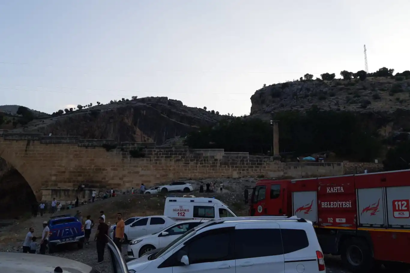 Serinlemek için suya giren genç boğuldu Serinlemek için suya giren genç boğuldu