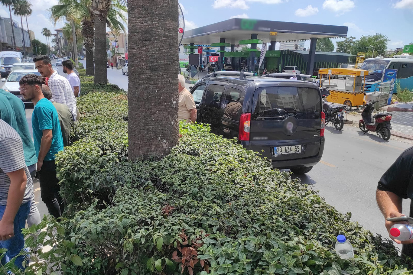 Otomobilin çarptığı çocuk ağır yaralandı