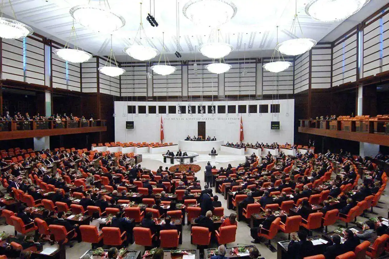 39 vekil CHP'den ayrıldı 39 vekil CHP'den ayrıldı