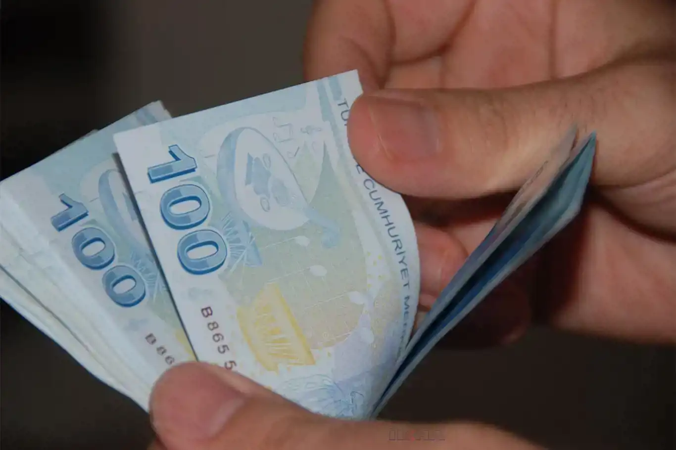 Destheqê kêmtirînê bû 11 hezar û 402 Lîre Destheqê kêmtirînê bû 11 hezar û 402 Lîre