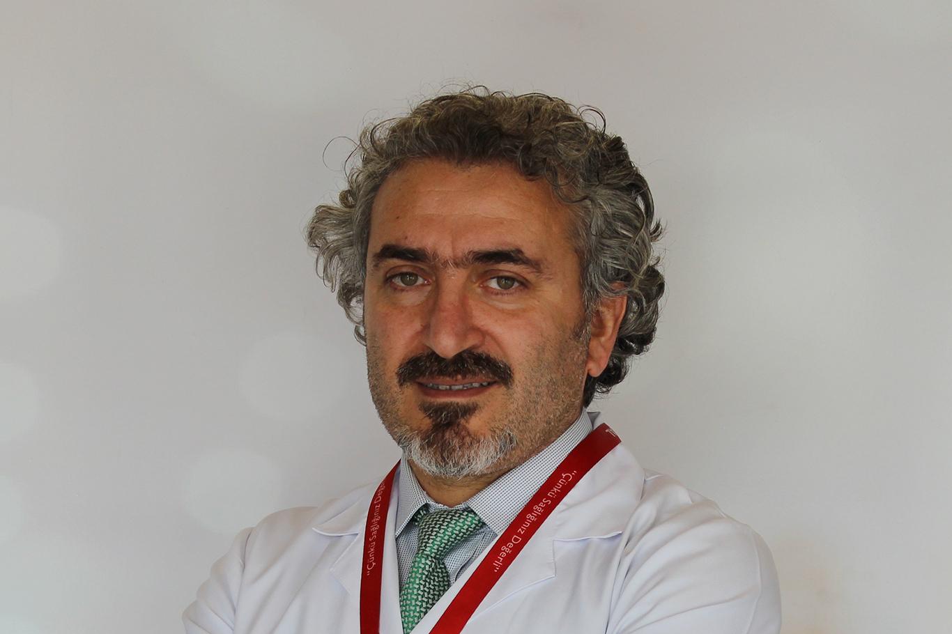 Sırta vuran karın ağrısı pankreas hastalıklarının işareti olabilir Sırta vuran karın ağrısı pankreas hastalıklarının işareti olabilir