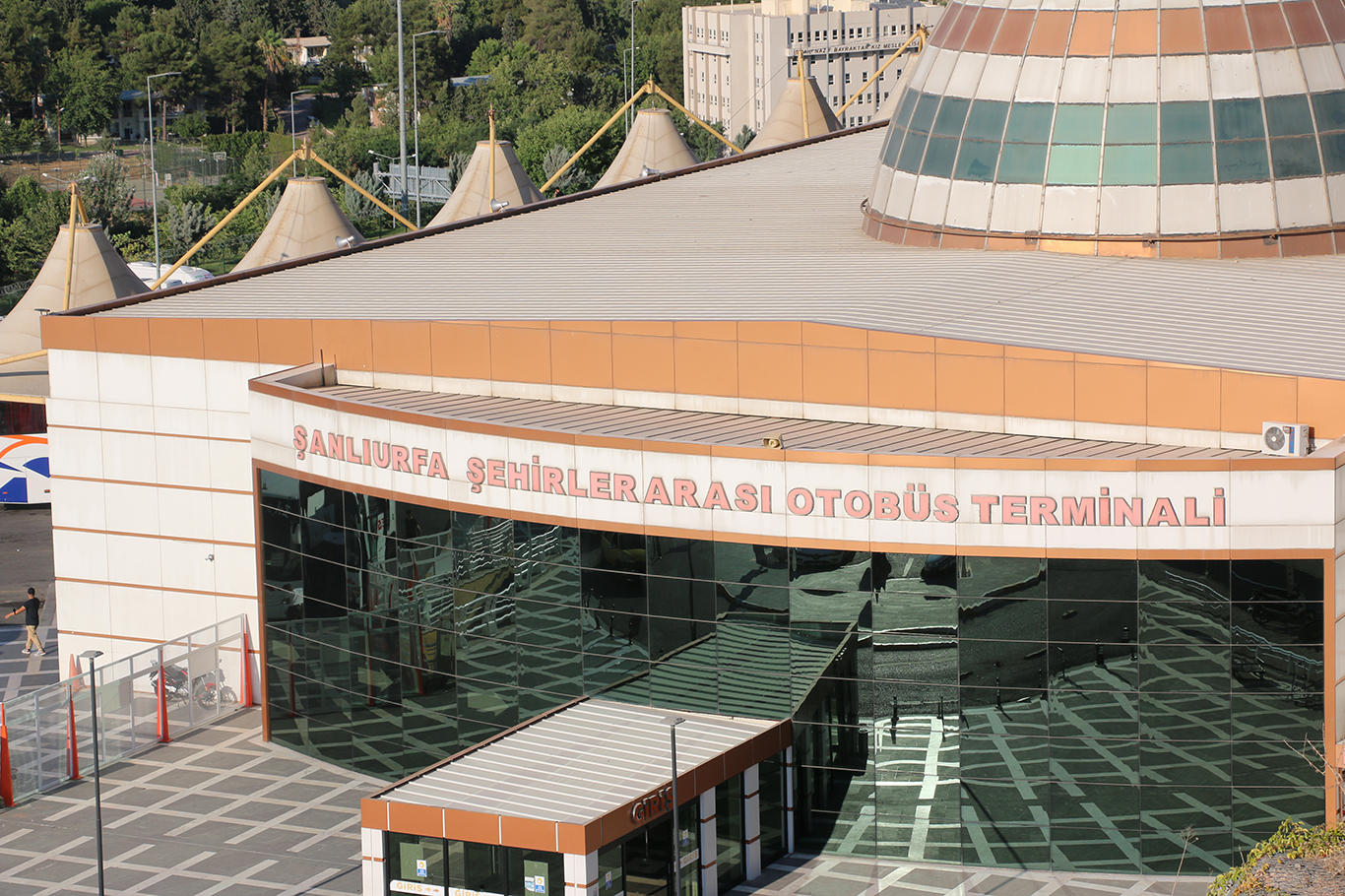 Otogarlarda bayram yoğunluğu başladı