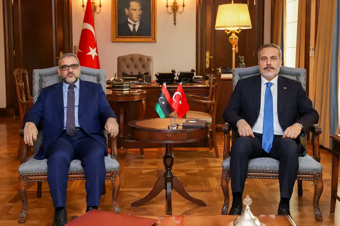 Turkish FM Hakan Fidan meets with chairman of Libyan High Council of State