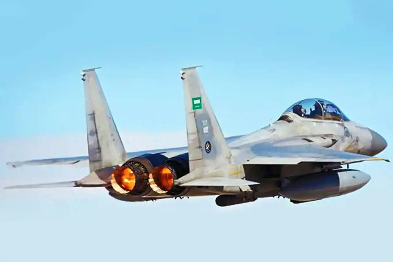 Saudi F-15SA fighter jet crashes during training exercise, killing 2 crew members