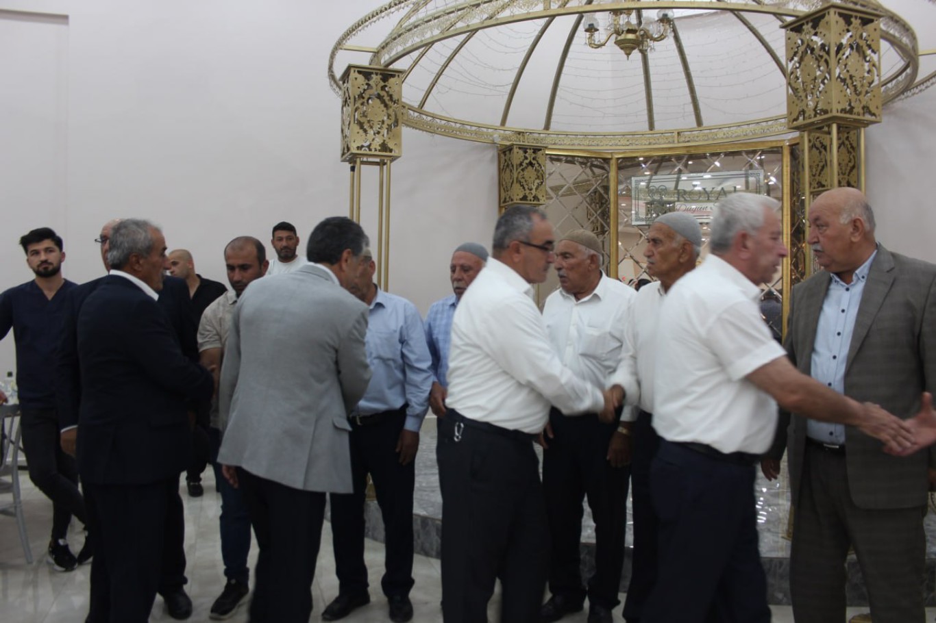 Mardin’de 22 yıllık kan davası barışla sonuçlandı Mardin’de 22 yıllık kan davası barışla sonuçlandı