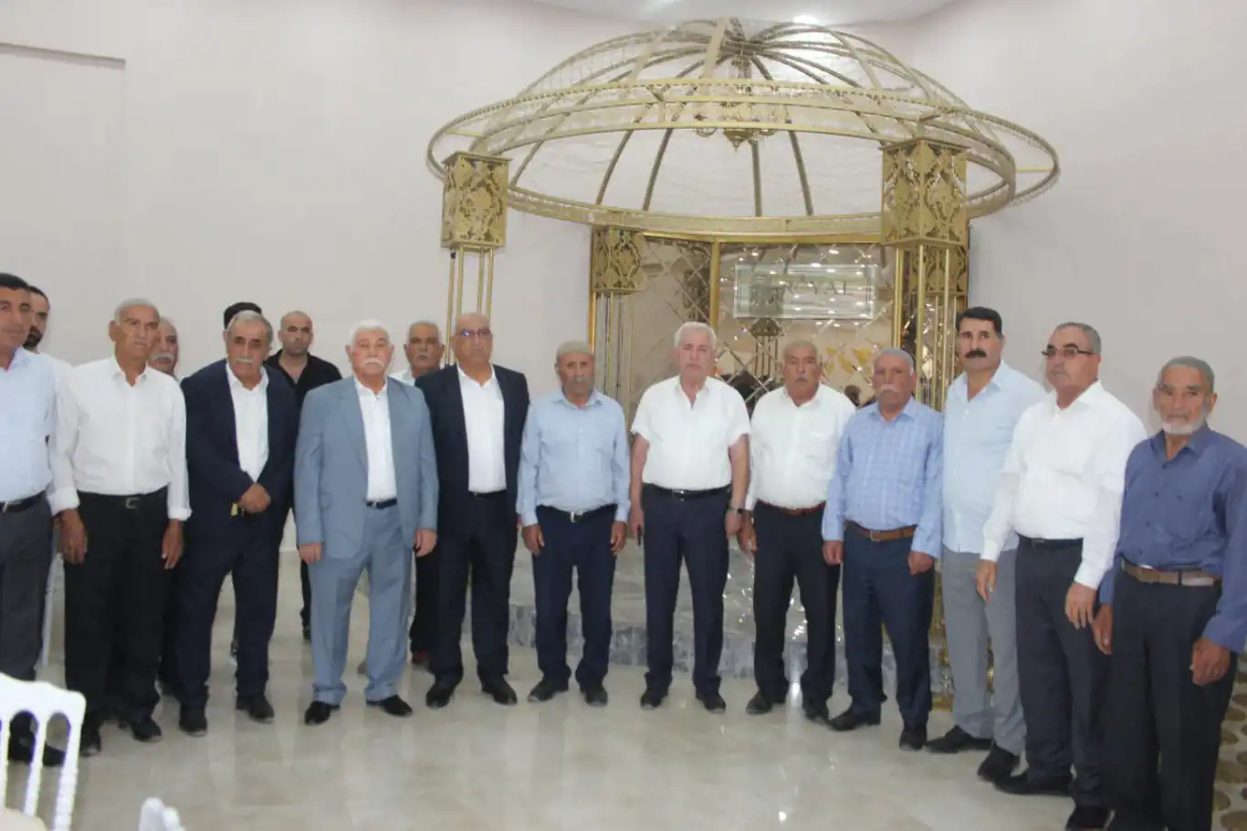Mardin’de 22 yıllık kan davası barışla sonuçlandı Mardin’de 22 yıllık kan davası barışla sonuçlandı