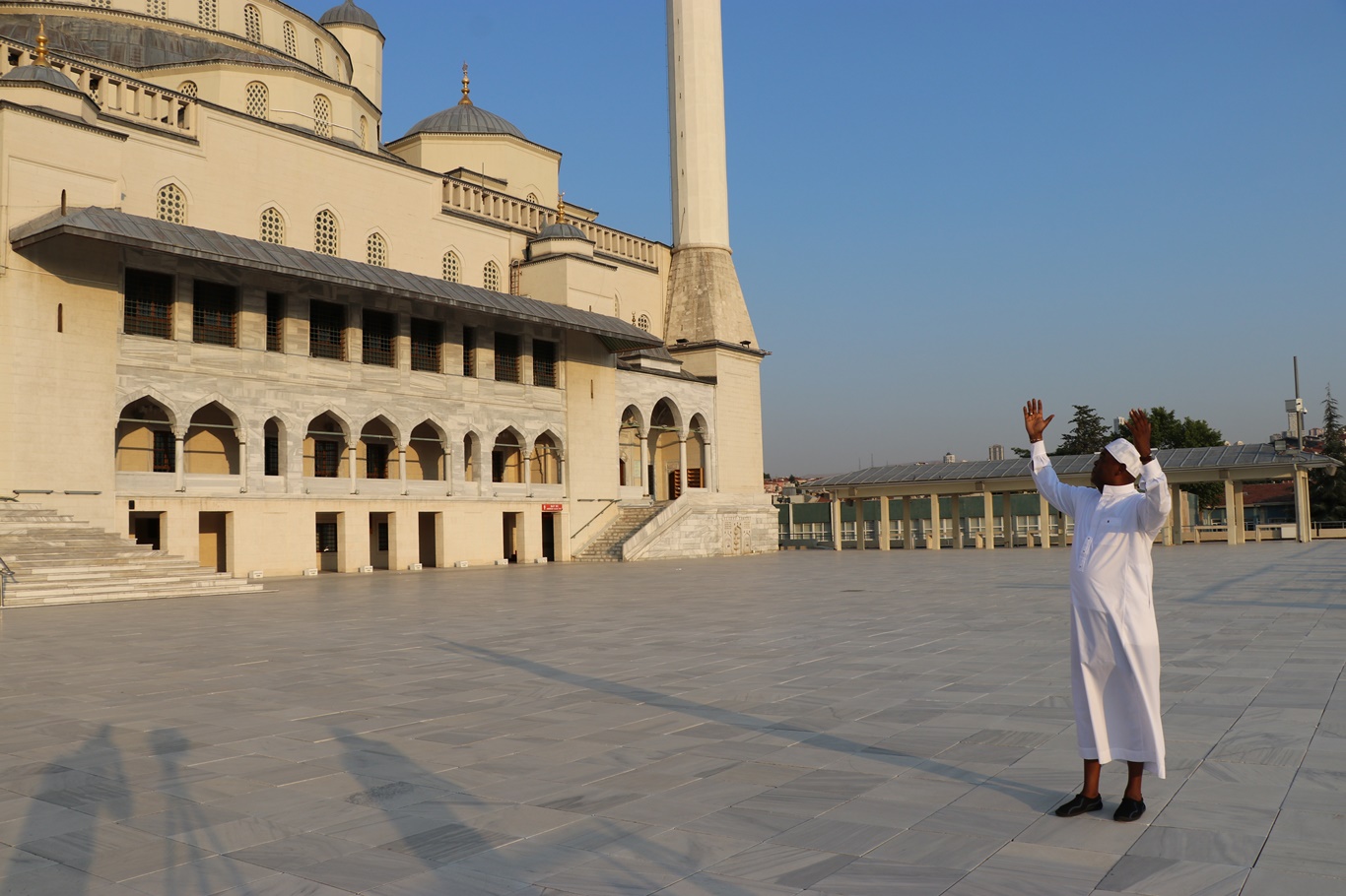 İslam’la müşerref olan Güney Afrikalı eski rahip hayat hikayesini anlattı