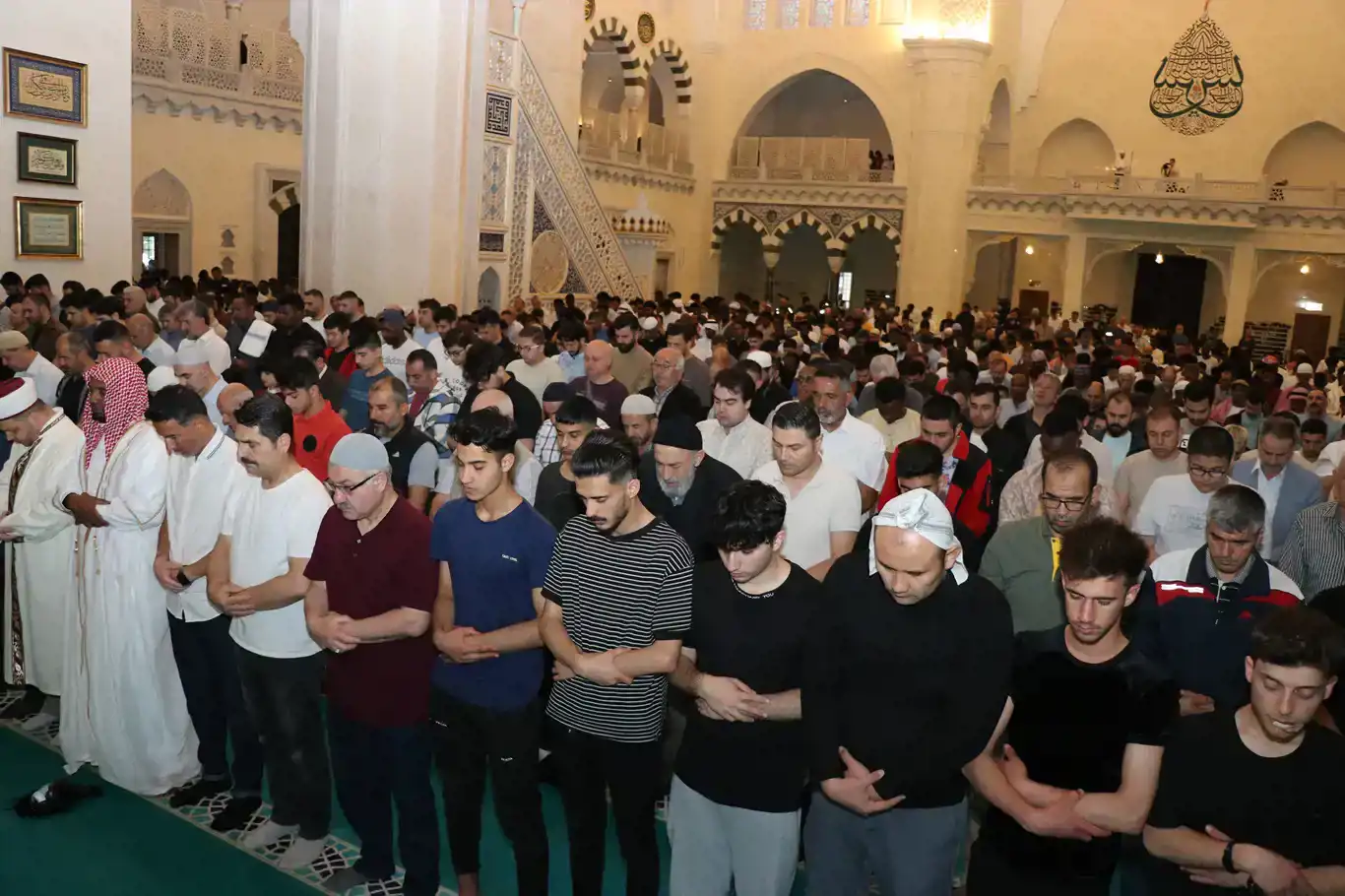 İstanbul için cuma namazı vakti İstanbul için cuma namazı vakti