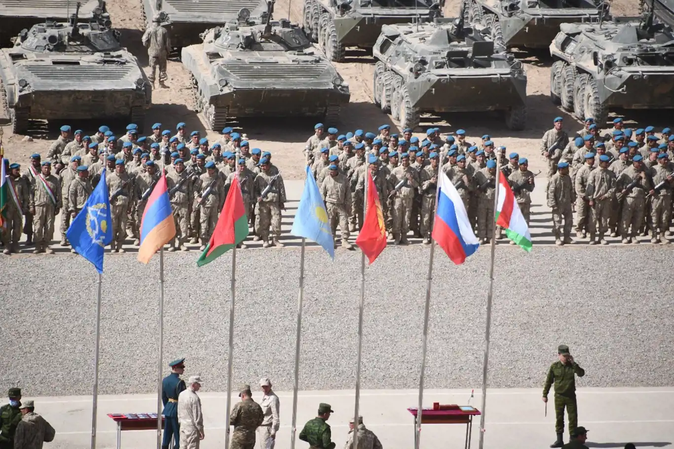 Военных отправляют. Миротворцы ОДКБ. Киргизия ОДКБ. Война в Казахстане. ОДКБ В Казахстане.