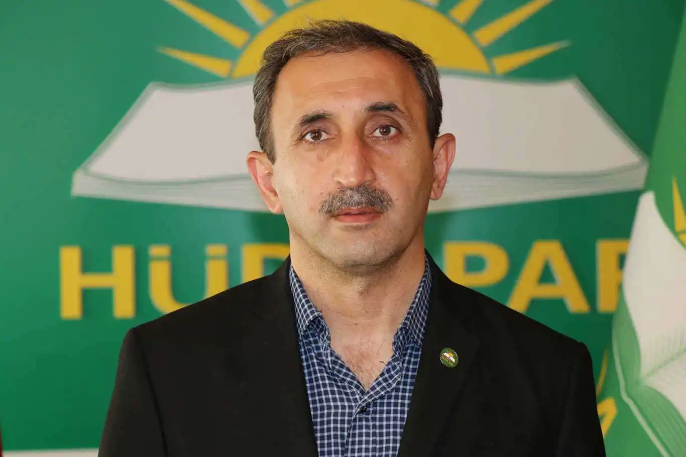 HÜDA PAR Genel Sekreteri Şehzade Demir'den CHP'li Tarsus Belediyesine tepki