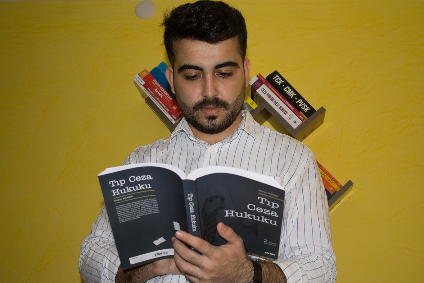 Avukat Enes Kiraz