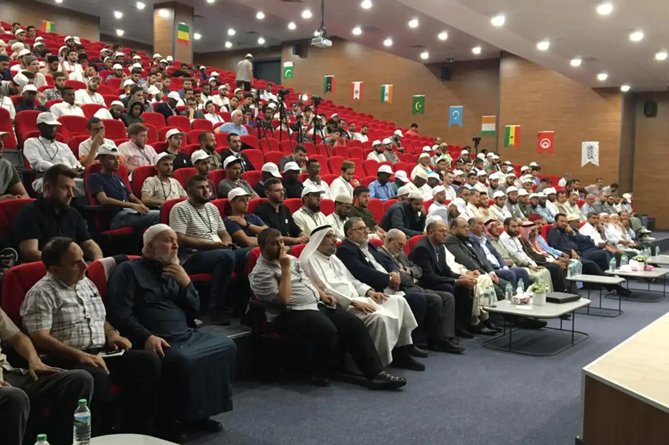 5'inci Filistin Âlimler Birliği Uluslararası Gençlik Buluşması başladı 5'inci Filistin Âlimler Birliği Uluslararası Gençlik Buluşması başladı