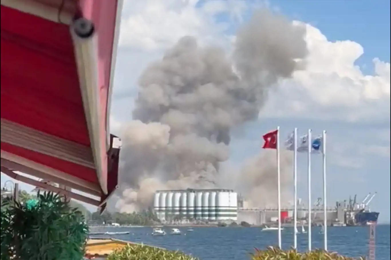 Kocaeli'de patlama Kocaeli'de patlama