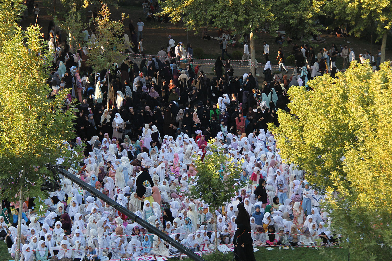 Kur'an nesli hep bir ağızdan haykırdı: Asla terk etmeyeceğim ibadet namaz!