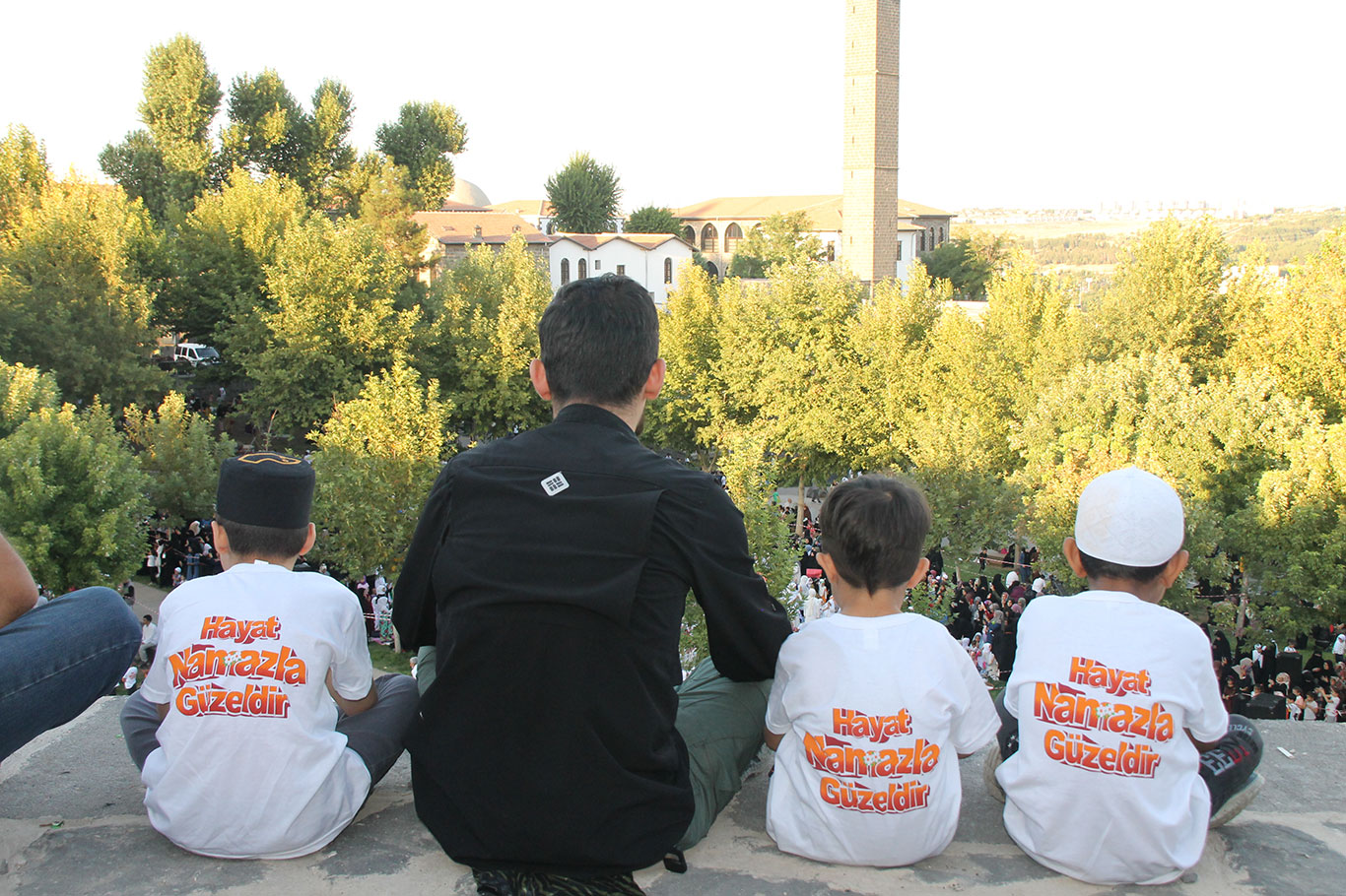 Kur'an nesli hep bir ağızdan haykırdı: Asla terk etmeyeceğim ibadet namaz!