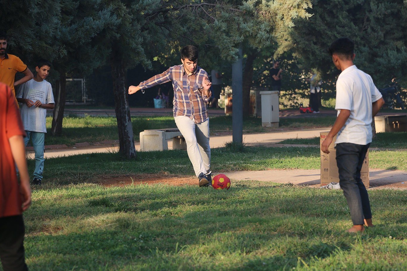 Şanlıurfa'da "Parklarda Umudu Yeşertiyoruz" temalı programın finali düzenlendi