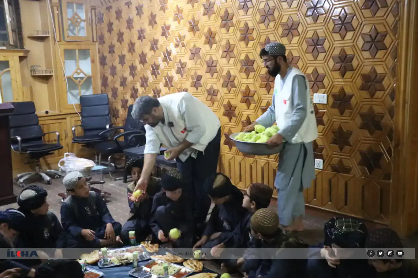 Hope Caravan Foundation provides meals to children in Kabul madrasahs