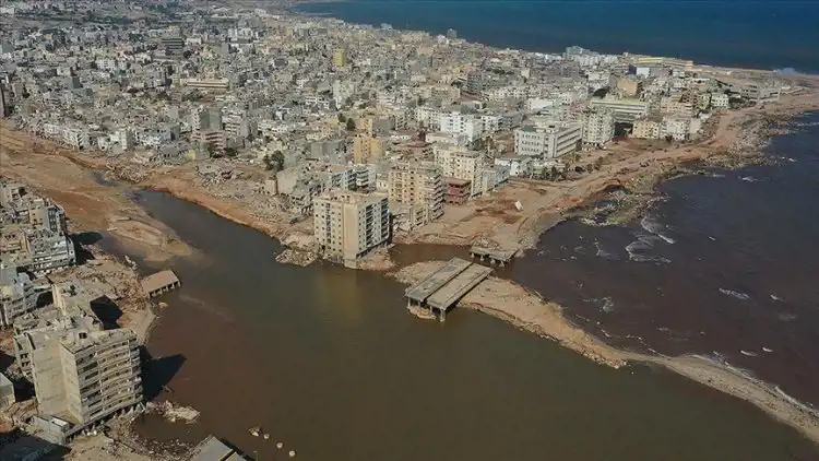 الهلال الأحمر الليبي: إخلاء مدينة درنة خيار محتمل