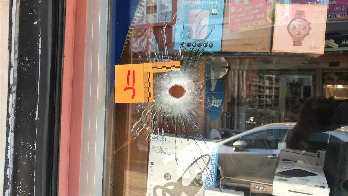 عنصرية متزايدة ولا قانون يردع.. مقتل لاجئ سوري لرفضه دفع الخوّة في أضنة عنصرية متزايدة ولا قانون يردع.. مقتل لاجئ سوري لرفضه دفع الخوّة في أضنة