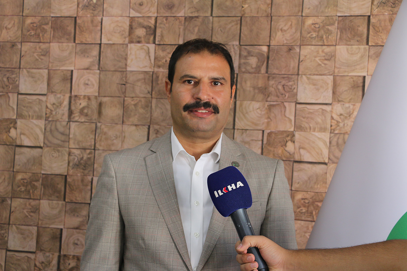 Yeşilay Şanlıurfa Şube Başkanı Çiftçi: Gençler kötü insanlardan ve çevrelerden uzak durmalı