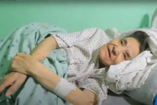 25 yıl boyunca bir odaya hapsedilen kadın, Afganistan İslam Emirliği tarafından kurtarıldı