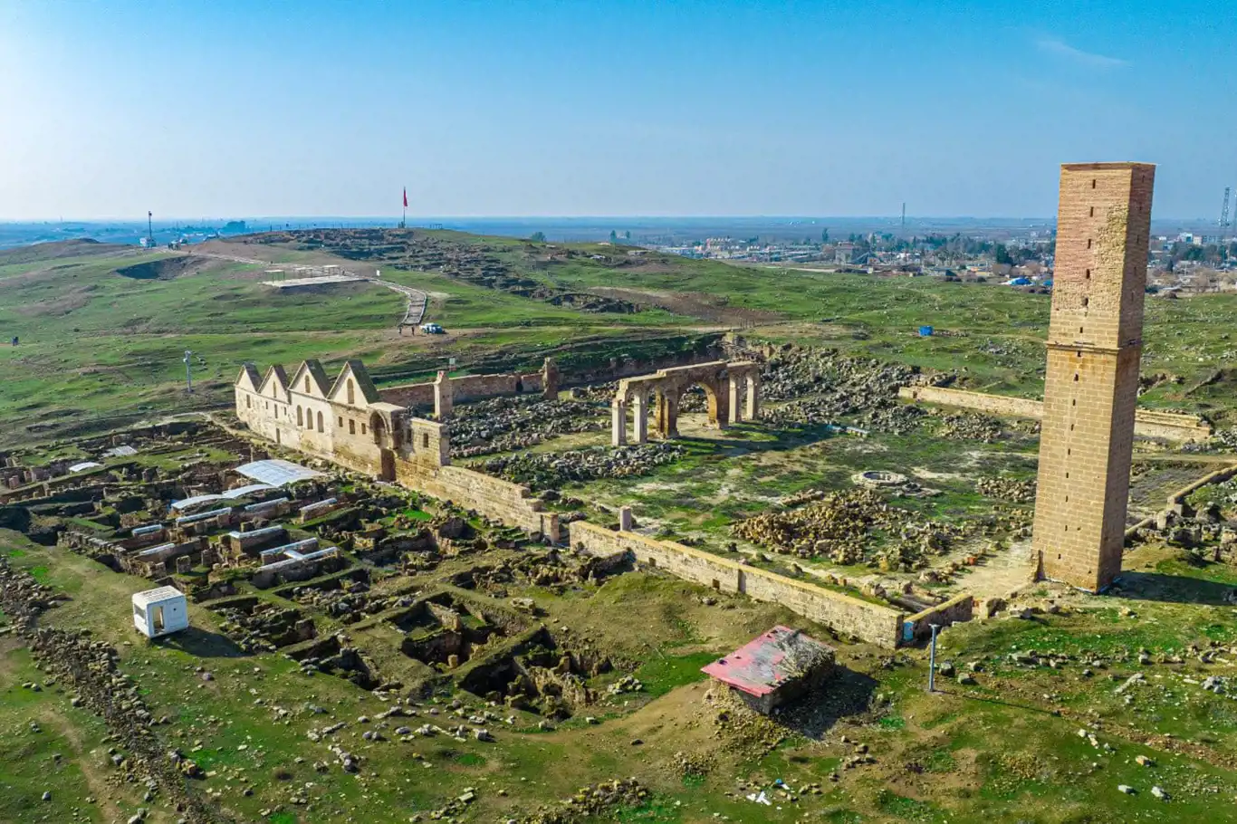 Şanlıurfa'da devam eden kazılarda 101 ayak ve sütun bulundu Şanlıurfa'da devam eden kazılarda 101 ayak ve sütun bulundu