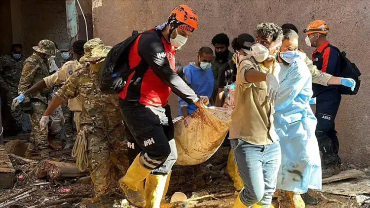 ليبيا.. بدأت جهود تحديد هوية ضحايا الفيضانات