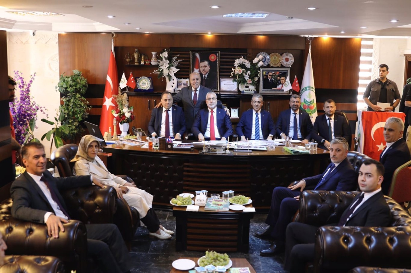 Işıkhan ve Vali Akkoyun Yeşilli ve Ömerli ilçelerini ziyaret etti Işıkhan ve Vali Akkoyun Yeşilli ve Ömerli ilçelerini ziyaret etti
