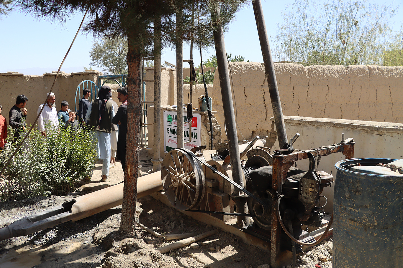 Umut Kervanı'nın Afganistan'da su kuyusu çalışması devam ediyor