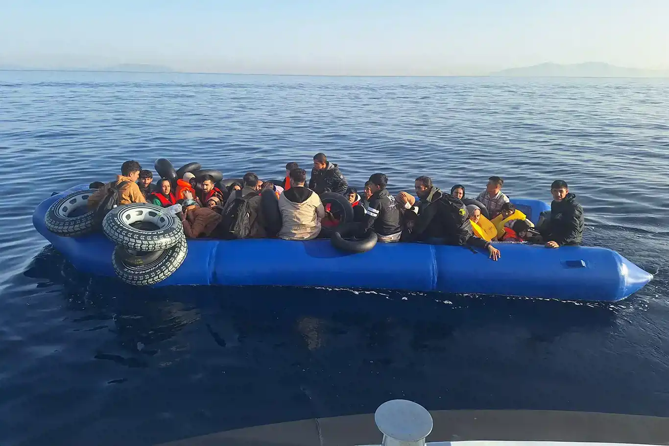 Turkish coast guard rescues 118 irregular migrants pushed back by Greek forces