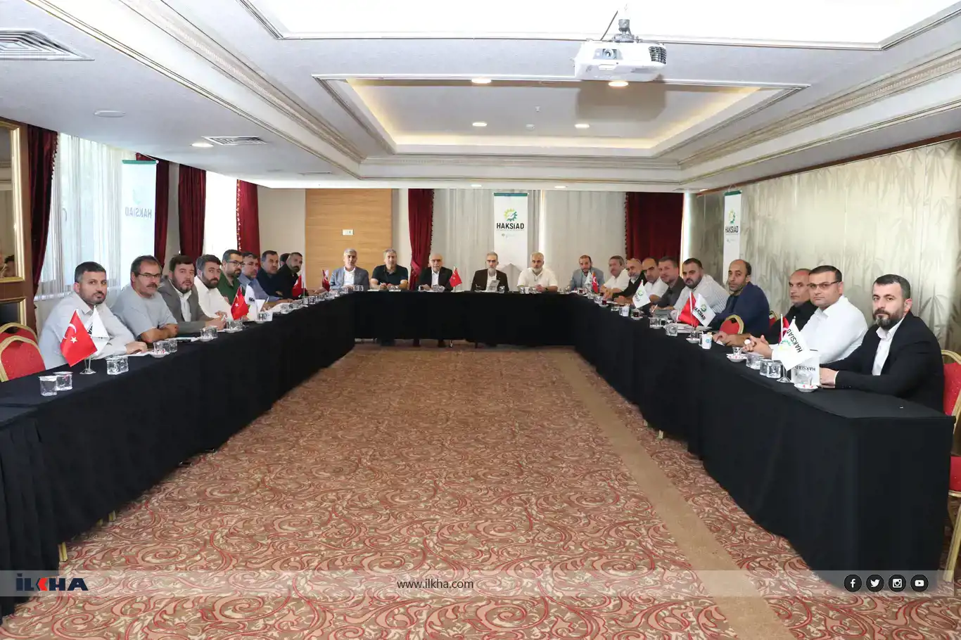 انتهاء "الملتقى الرابع لرجال الأعمال 2023" المنعقد تحت إشراف جمعية الصناعيين ورجال الأعمال "HAKSİAD" انتهاء "الملتقى الرابع لرجال الأعمال 2023" المنعقد تحت إشراف جمعية الصناعيين ورجال الأعمال "HAKSİAD"