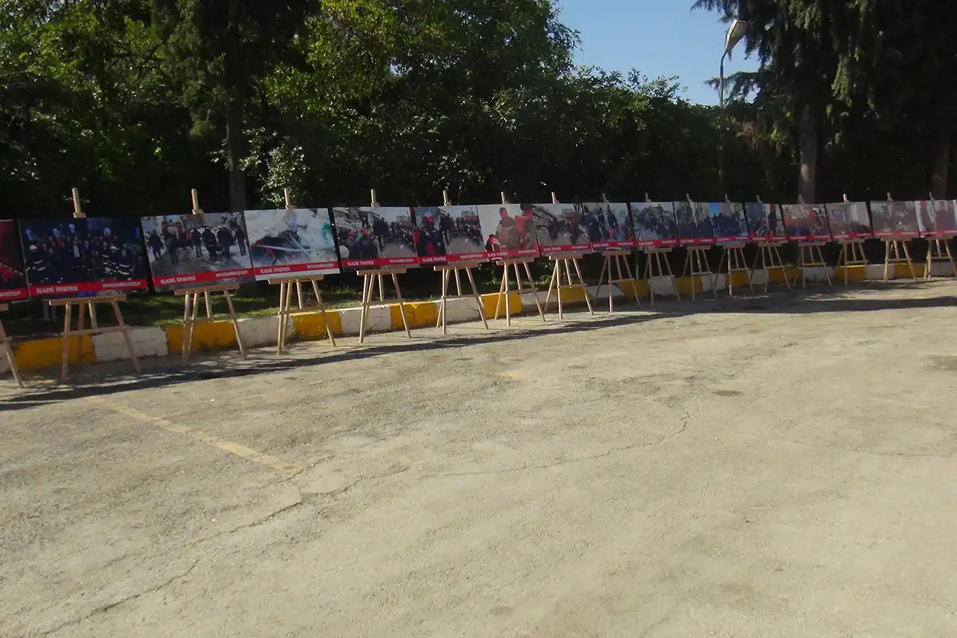 Elâzığ'da "İtfaiye Haftası" etkinliklerinde resim sergisi düzenlendi Elâzığ'da "İtfaiye Haftası" etkinliklerinde resim sergisi düzenlendi